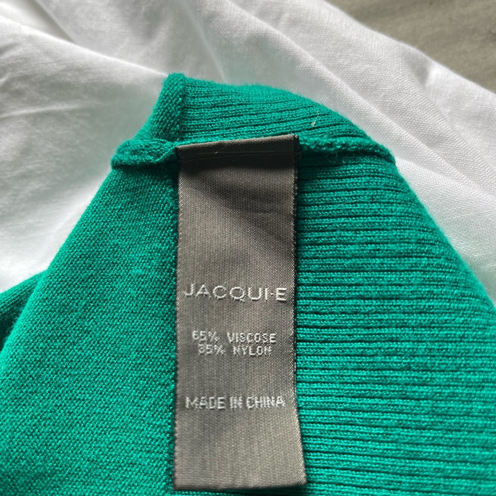 🔶2 for $18 JacquiE size XS vibrant green 3/4 sleeve cardigan/top - Picture 4 of 4